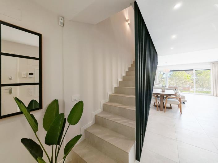 Image No.6-4 Bed Townhouse for sale