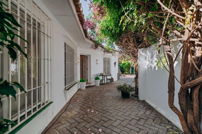 Image No.16-3 Bed Villa / Detached for sale