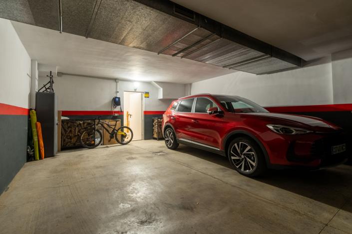 Image No.18-4 Bed Townhouse for sale