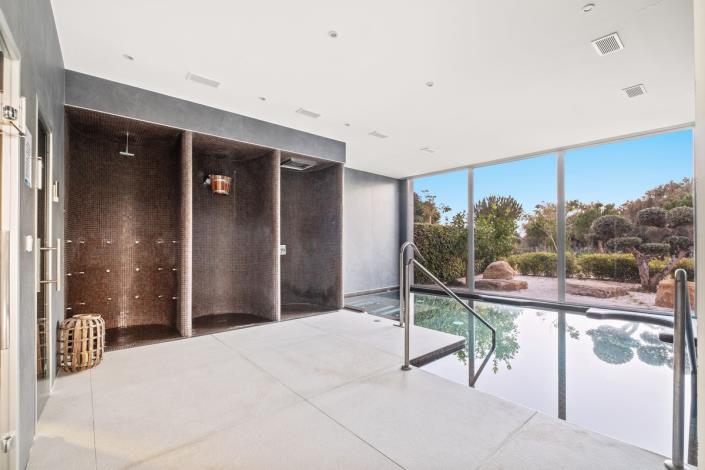 Image No.16-Appartement de 2 chambres à vendre à Estepona