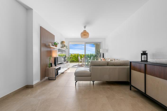 Image No.2-Appartement de 2 chambres à vendre à Estepona