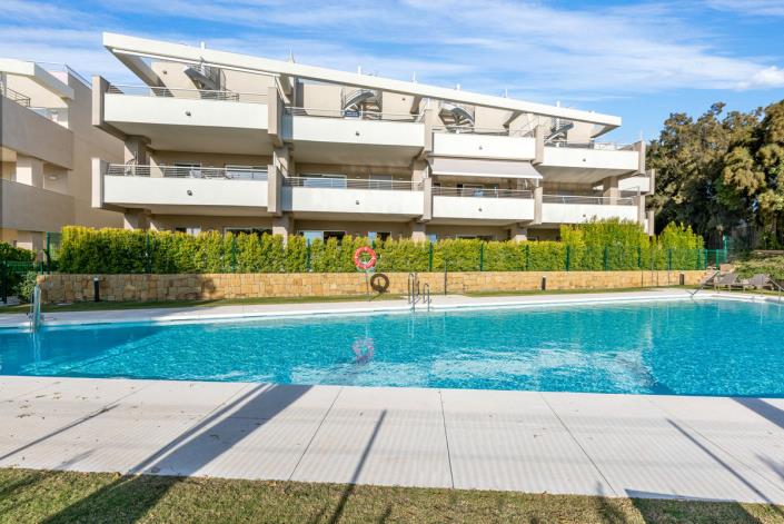 Image No.1-Appartement de 2 chambres à vendre à Estepona