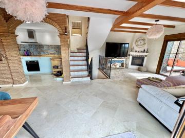 9-467d0cee5b725f3ef65f102a0c2e69c0