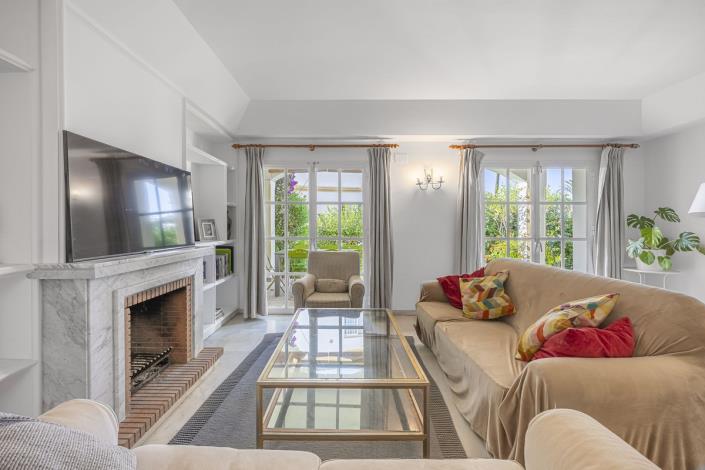 Image No.4-3 Bed Townhouse for sale