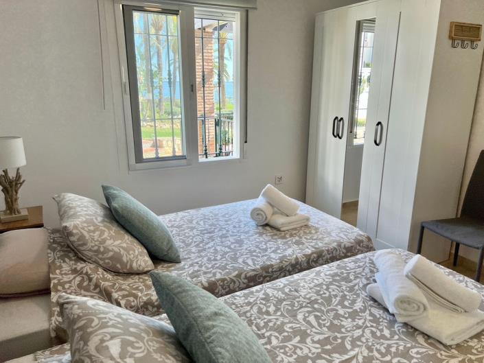 Image No.6-2 Bed Bungalow for sale