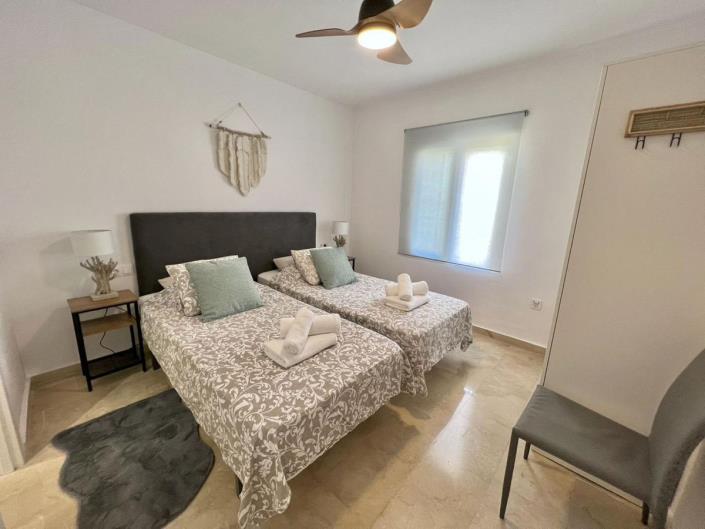 Image No.9-2 Bed Bungalow for sale