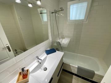 11-20939a0134ad724a8cb2a801094d15a4