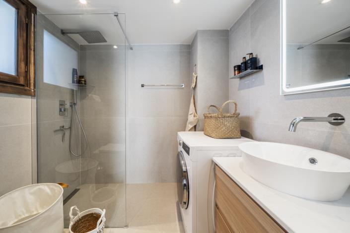 Image No.6-3 Bed Duplex for sale