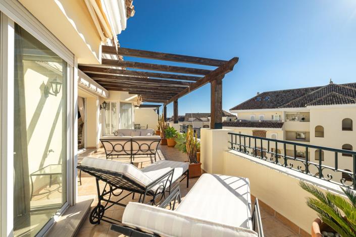 Image No.17-3 Bed Duplex for sale