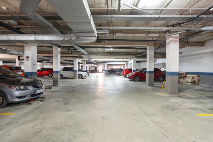 Image No.12-2 Bed Apartment for sale