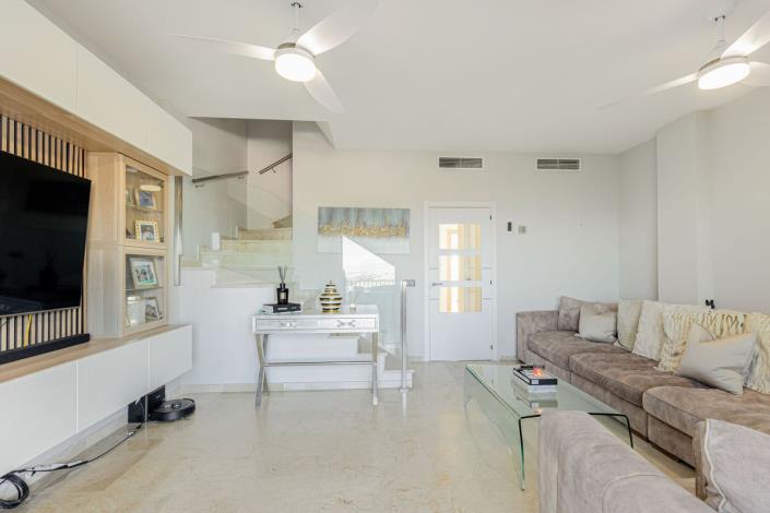 Image No.4-5 Bed Townhouse for sale