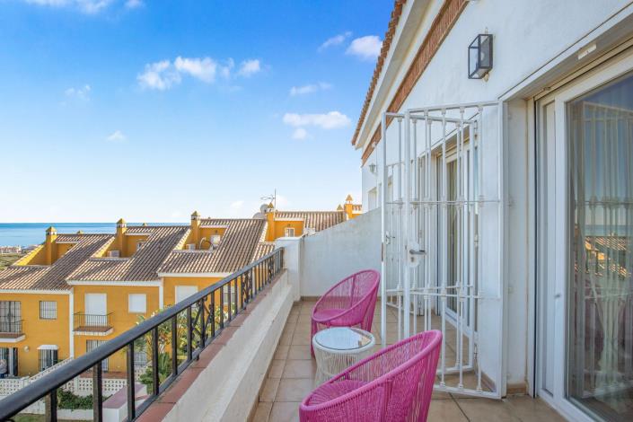 Image No.13-5 Bed Townhouse for sale