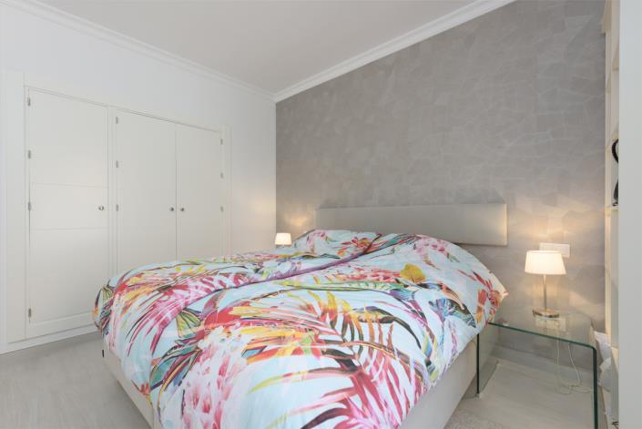 Image No.12-2 Bed Apartment for sale