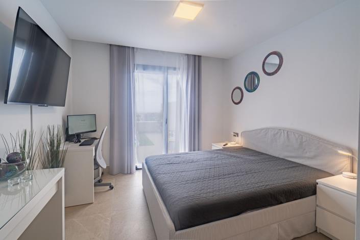 Image No.5-3 Bed Penthouse for sale