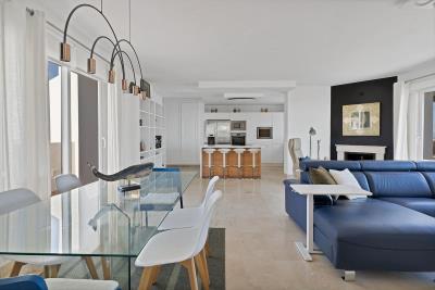 9-467d0cee5b725f3ef65f102a0c2e69c0