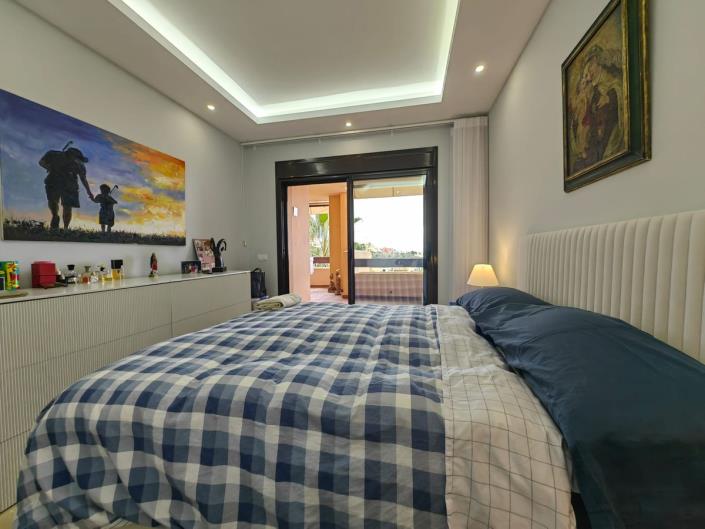 Image No.10-2 Bed Apartment for sale