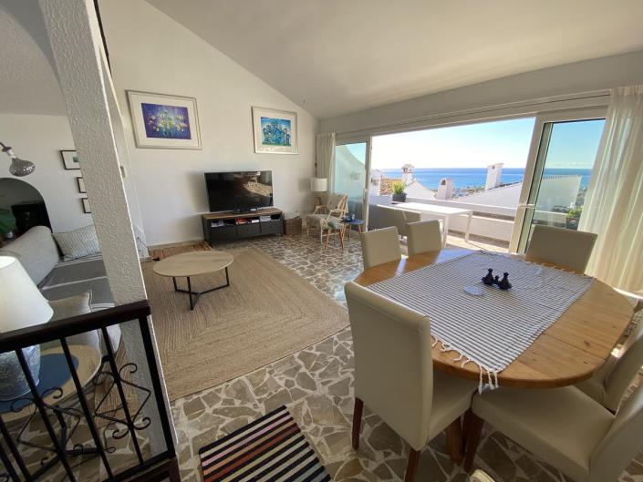 Image No.2-2 Bed Duplex for sale