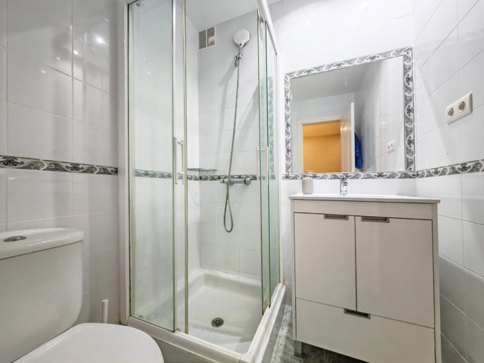 Image No.11-2 Bed Apartment for sale