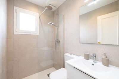 8-e64a9055bba3e77ac8aca3b893cdf826