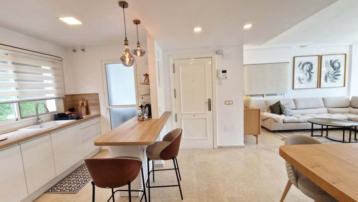 Image No.4-3 Bed Penthouse for sale