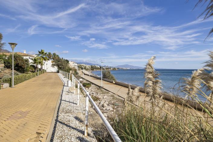 Image No.24-Appartement de 2 chambres à vendre à Estepona