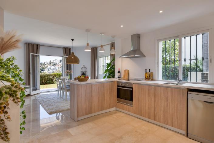 Image No.2-3 Bed Apartment for sale