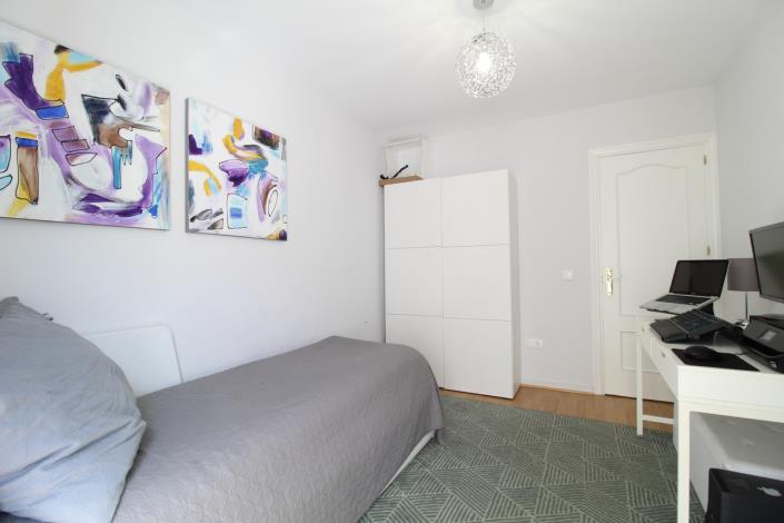 Image No.7-3 Bed House for sale