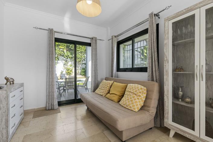 Image No.7-3 Bed House for sale