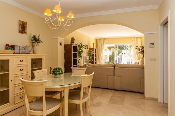 Image No.5-Appartement de 2 chambres à vendre à Elviria