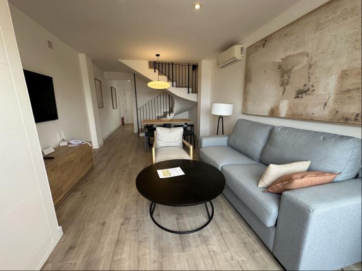 Image No.5-2 Bed Townhouse for sale