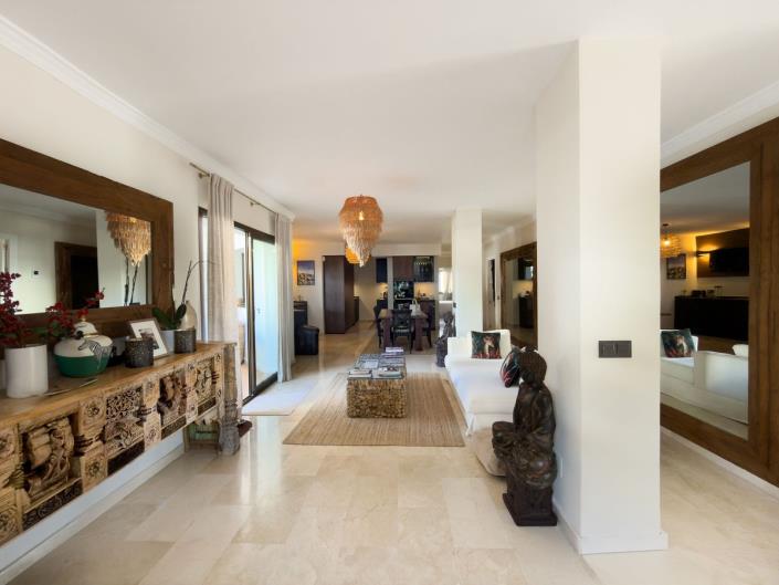 Image No.2-4 Bed Apartment for sale