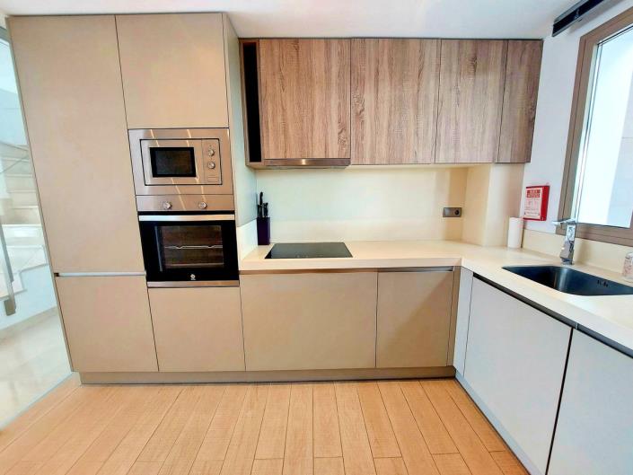 Image No.4-3 Bed Penthouse for sale