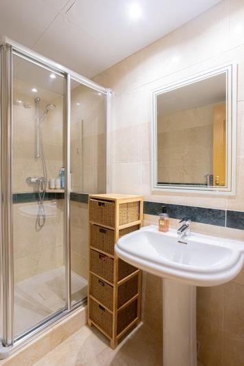 Image No.12-Appartement de 2 chambres à vendre à Selwo