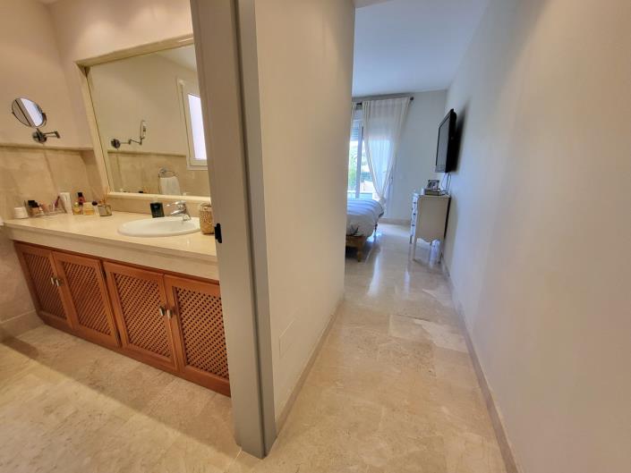 Image No.9-3 Bed Apartment for sale