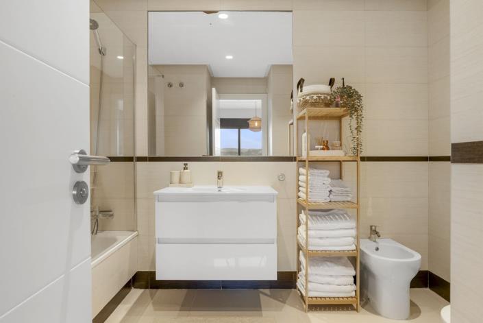 Image No.12-2 Bed Apartment for sale