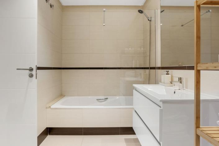 Image No.13-2 Bed Apartment for sale