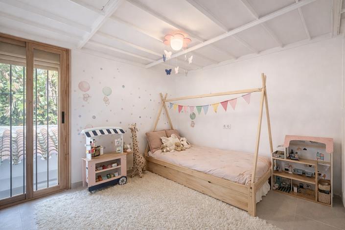 Image No.8-3 Bed Townhouse for sale