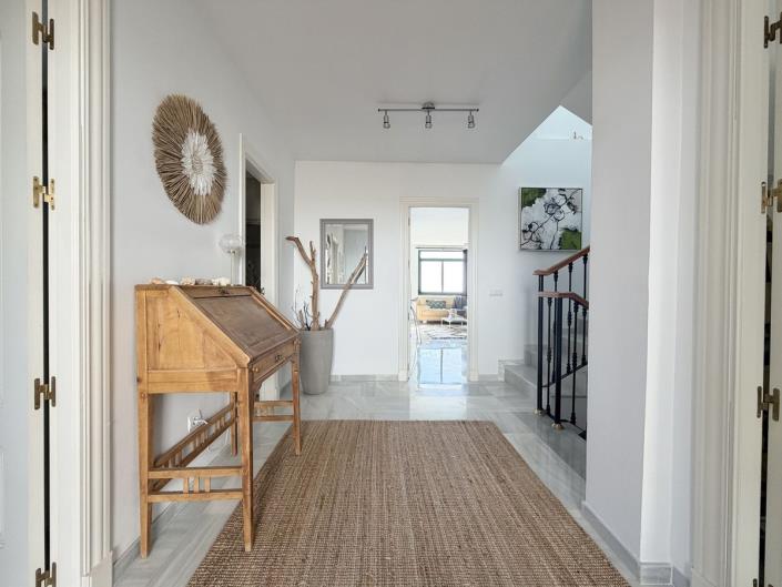 Image No.11-3 Bed Semi-Detached for sale