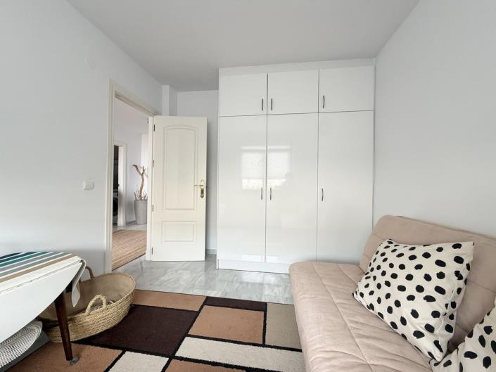 Image No.13-3 Bed Semi-Detached for sale