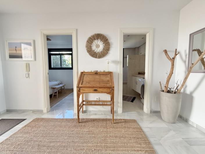 Image No.17-3 Bed Semi-Detached for sale