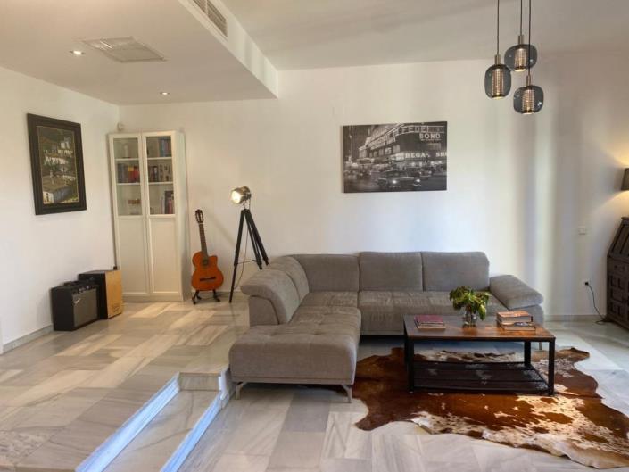 Image No.3-3 Bed Townhouse for sale