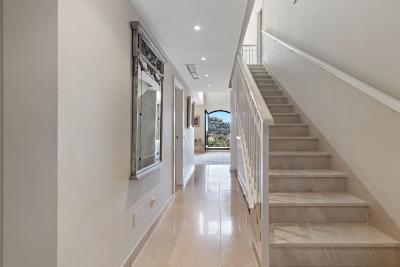 33-f37a7fab00fce6ff6b895520b67d6d6d