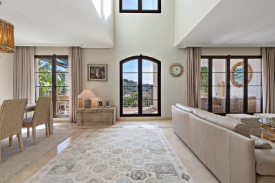 38-9b9a71c4c46e127e5c6f91a74b158396