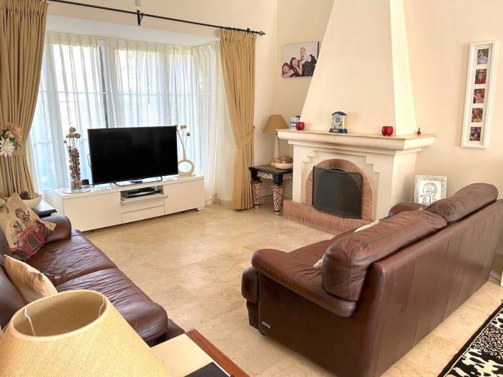 Image No.3-3 Bed Semi-Detached for sale