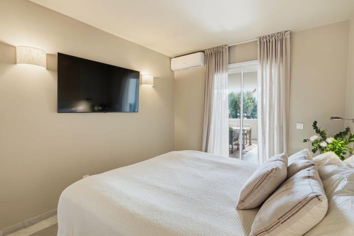 Image No.9-3 Bed Apartment for sale