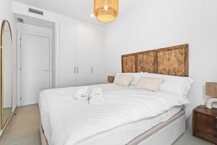 Image No.13-3 Bed Apartment for sale