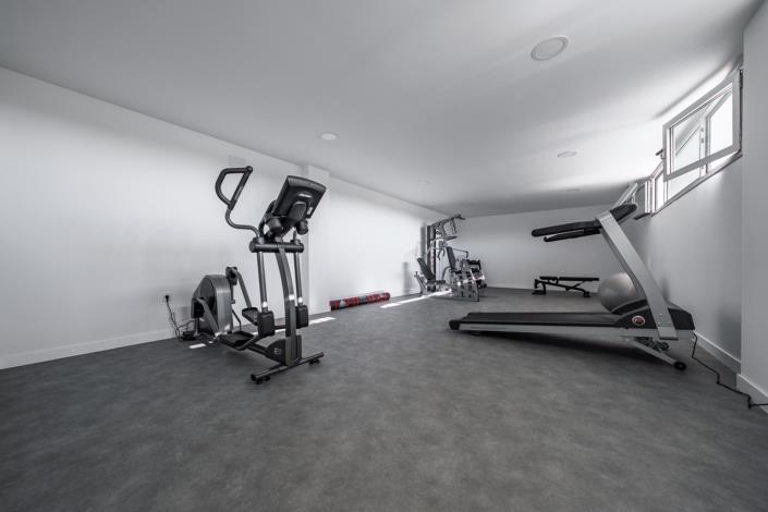 Image No.18-3 Bed Apartment for sale