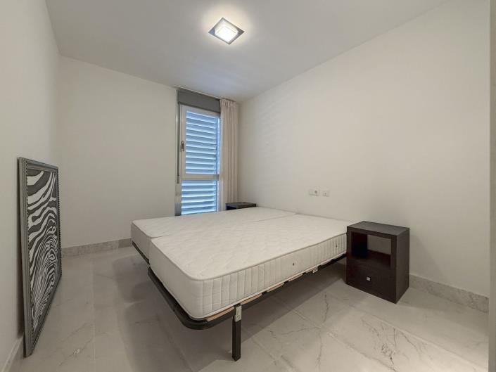 Image No.18-3 Bed Apartment for sale