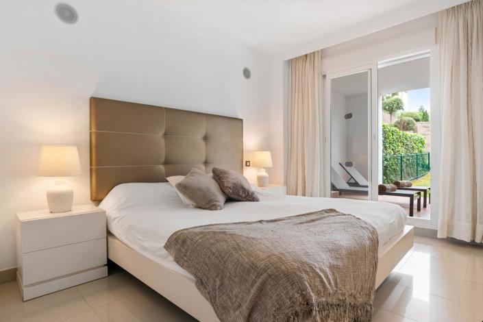 Image No.5-2 Bed Apartment for sale