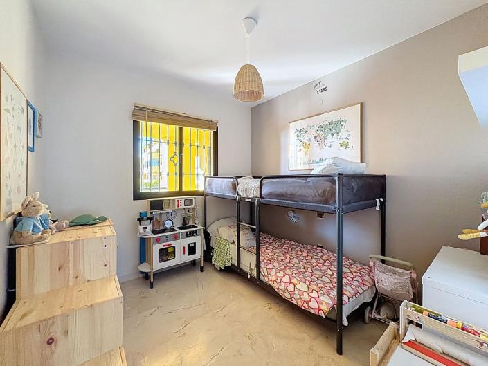 Image No.10-2 Bed Apartment for sale